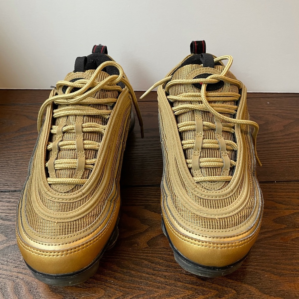 Gold Nike Air Max